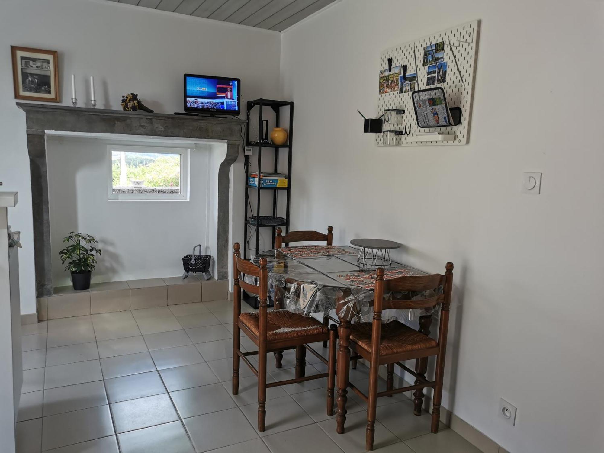 Willa Chez Norbert Quarré-les-Tombes Zewnętrze zdjęcie