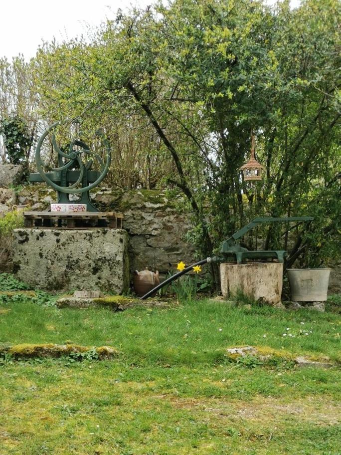 Willa Chez Norbert Quarré-les-Tombes Zewnętrze zdjęcie